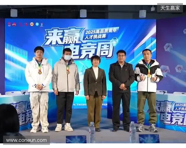 有惊无险，太阳报：格伊的私人飞机降落前曾遭遇突发状况