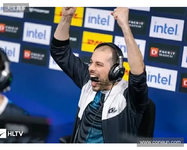 埃梅里：很开心完成我的100场法甲，期待未来1000场甚至更多