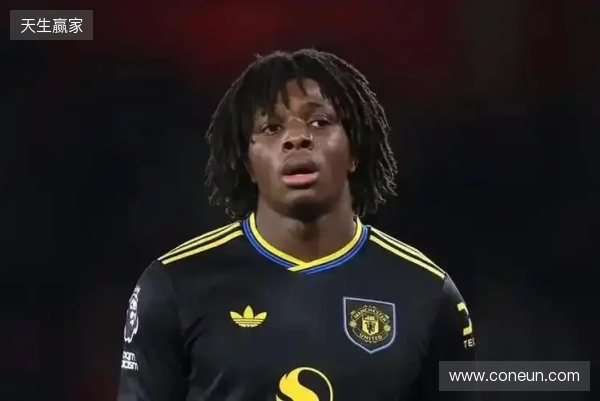 TA：曼联球员多古腿筋受伤，预计伤缺10周