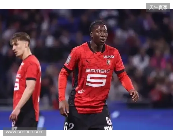 卫报记者：曼联考虑加强对雷恩前锋梅特的追求，身价3000万欧左右